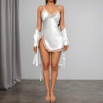 ⁦ملابس نوم للنساء، طقم بيجامة من روب وقميص نوم عصري للاسترخاء ناعم وقابل للتمدد من البوليستر والسباندكس⁩ - الصورة ⁦2⁩