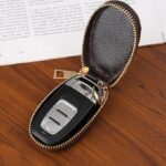 ⁦حافظة مفاتيح السيارة مصنوعة من جلد البولي يوريثين وسلسلة مفاتيح مع خطاف معدني وحقيبة بسحاب لمفتاح التحكم عن بعد المنزلي⁩ - الصورة ⁦4⁩