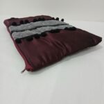 شنطة آيباد وكمبيوتر محمول من الستان الفاخر - أحمر عودي أنيق